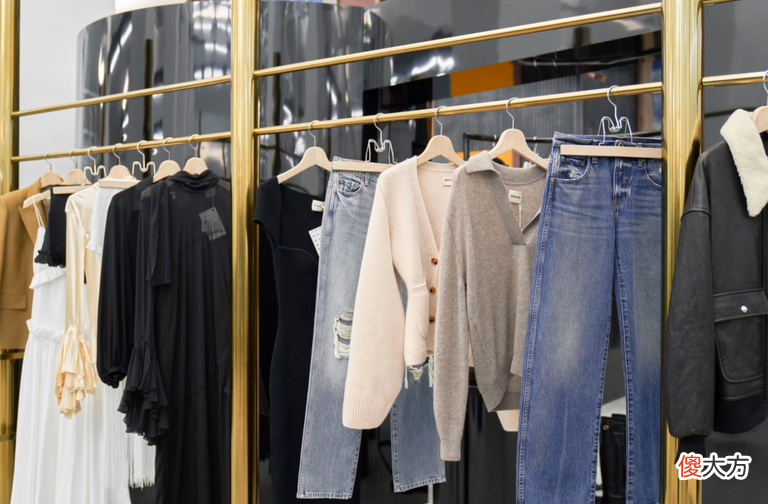 【时尚一点】KHAITE正式入驻新加坡Dover Street Market