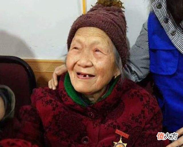 【历史故事】追寻数十年，她跟丈夫时隔73年再度“相见”，114岁抗战女兵的故事