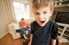 为什么兄弟姐妹中，老大最自私？别再抱怨了，根本原因在父母身上