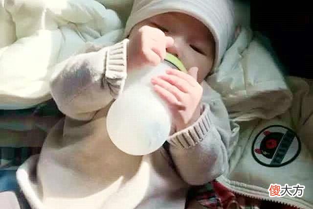 用菜汤冲奶粉，导致宝宝中毒，能不能不要再用菜汤、米汤冲奶了！