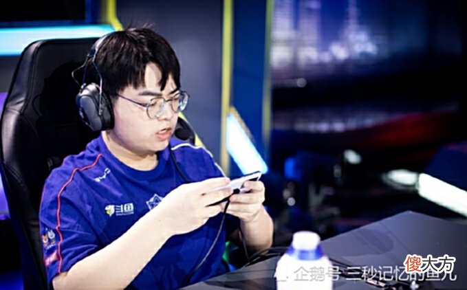 【游戏迷】重庆狼队携手武汉eStar领跑KPL,第三周最佳选手eStar子阳当之无愧!