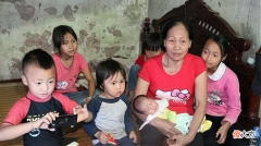 专家：鼓励高学历人群生二胎，网友提出质疑：没学历不能生孩子？