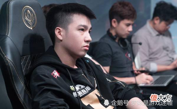 【游戏迷】正面硬刚RNG！小虎遇到真正对手，OMG上演打不过就加入