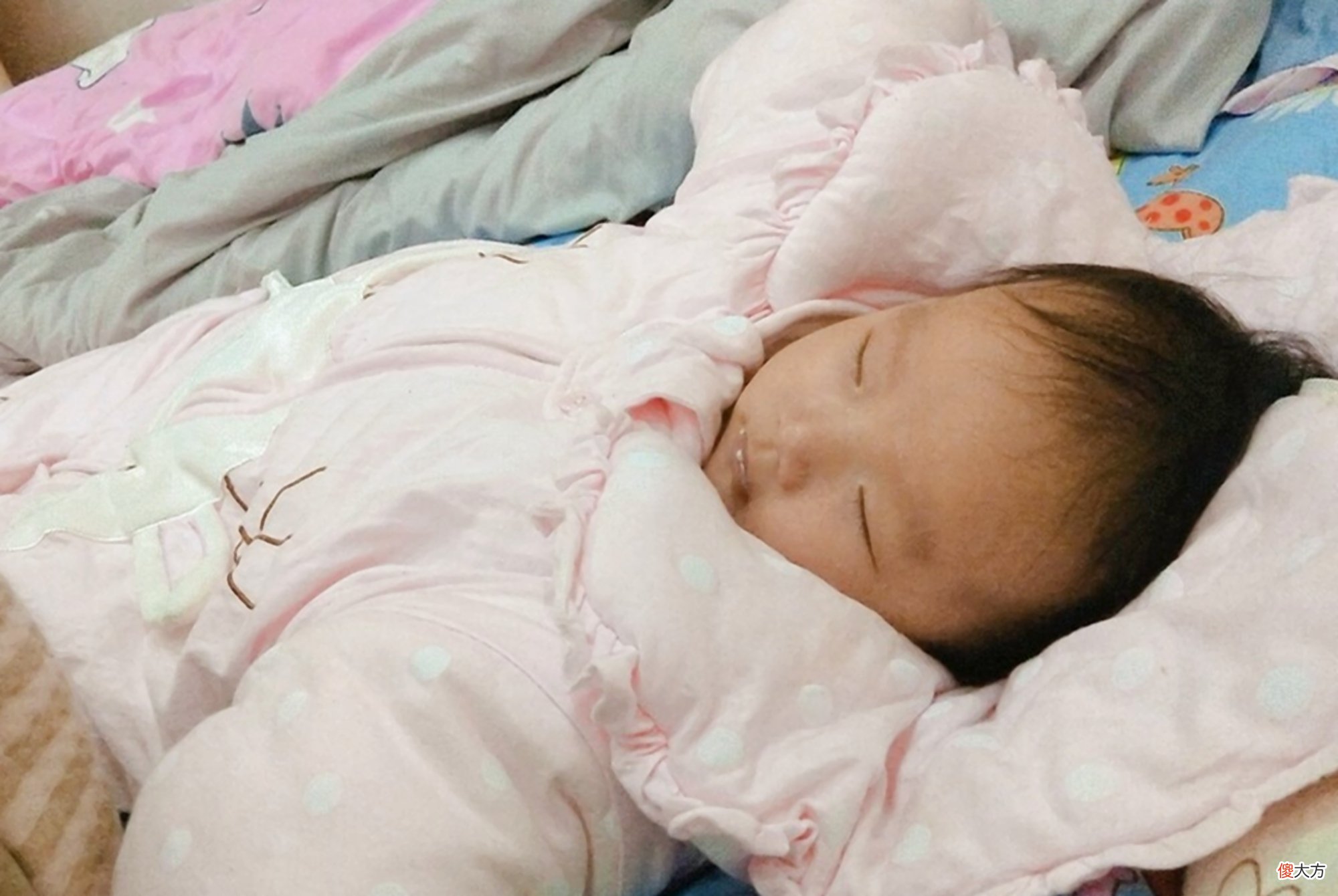 宝宝晚上睡觉爱折腾?心理专家:说明宝宝“心智发展黄金期”来了