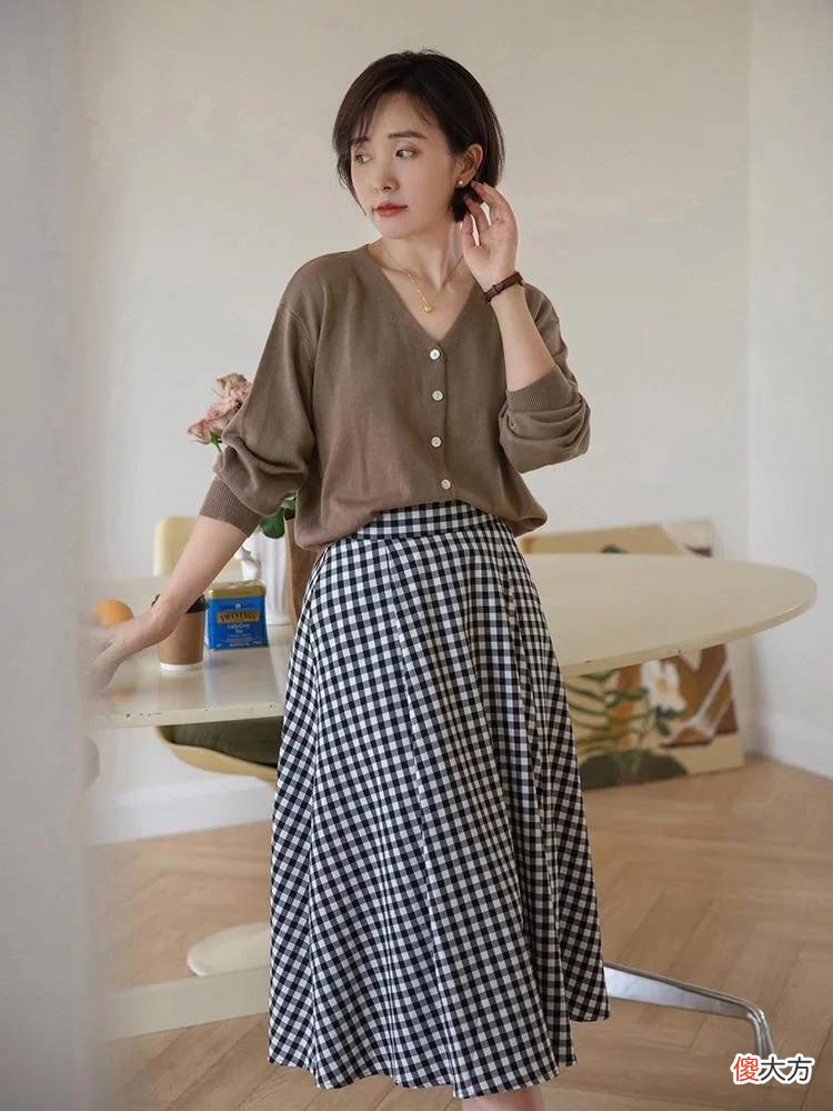 【就爱时尚】40岁女人的初秋穿搭，穿上这6套衣服，不光让你减龄还提升气质感