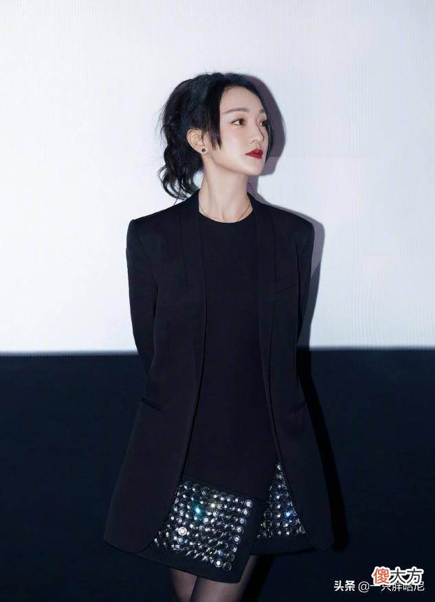 【就爱时尚】年过40岁的女人看起来显老无比的发型推荐