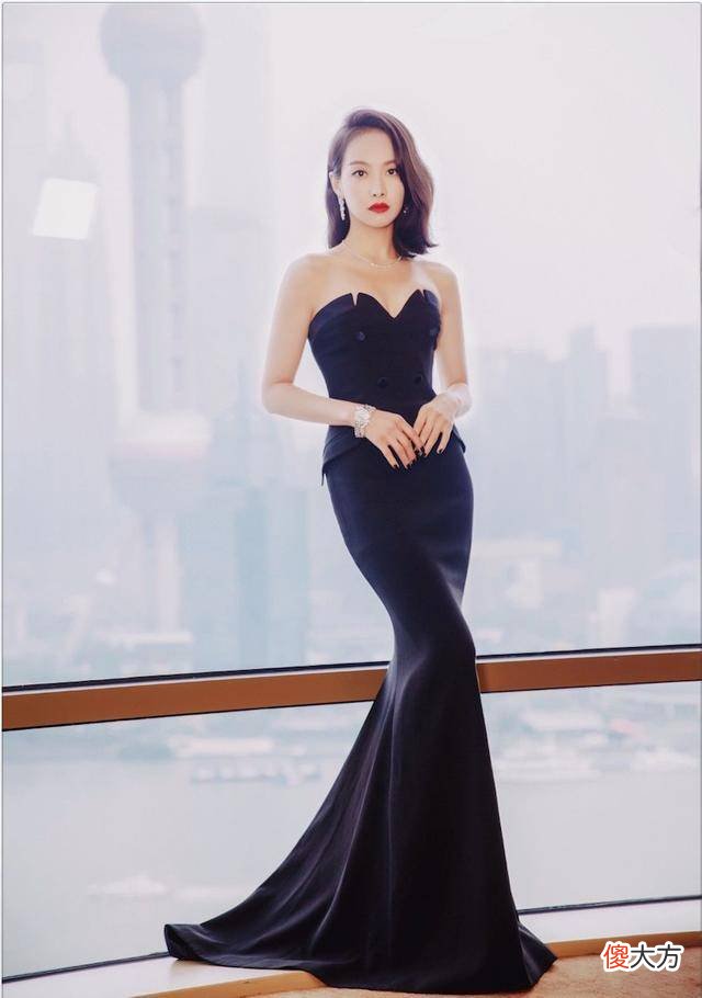 【就爱时尚】“渣女裙”这个夏天你必须要有一条！
