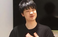 【游戏迷】叶白直播间撒糖，树叶拿出曜强势带飞，水友：爱情的力量真恐怖
