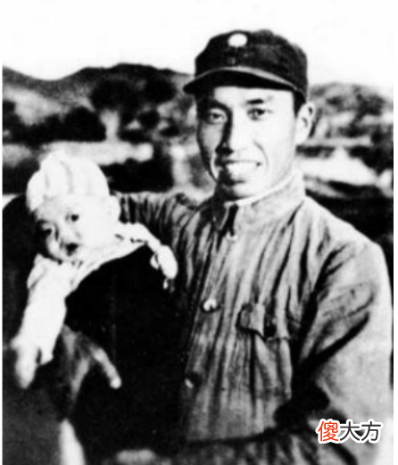 【爱历史】左权之女回忆，彭老总掏出20元钱：给你我的全部积蓄，以后别来了