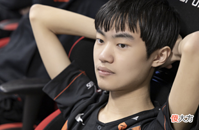 【游戏世界】LOL：369赛后发文替大黄发声，中单差距别怪上路，阿乐发文真相