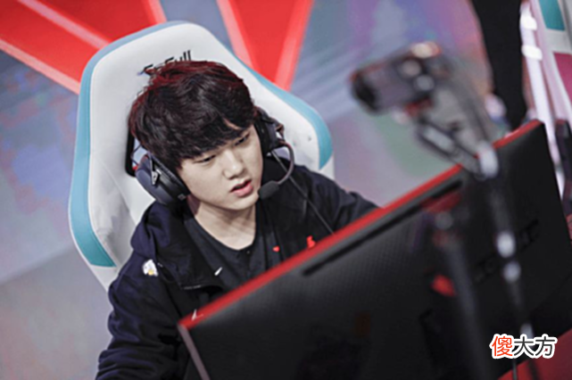 【游戏世界】LOL：369赛后发文替大黄发声，中单差距别怪上路，阿乐发文真相
