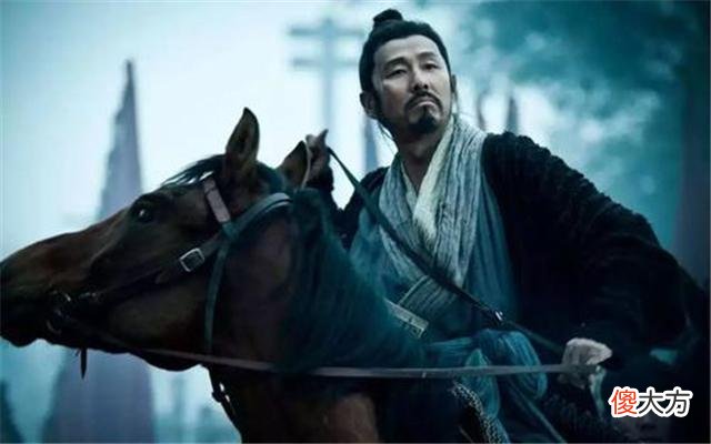 【历史故事】刘邦阵前挑衅被项羽一箭射中，却大难不死，从此象棋多了个规矩