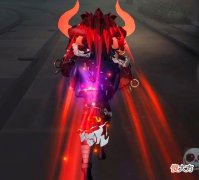 【游戏世界】第五人格前锋意外卡出“新皮肤”？玩家：官方快来抄作业