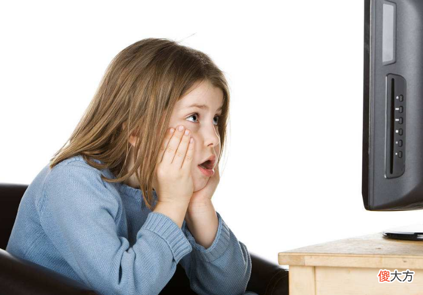 孩子能不能看电视？这个年龄是道坎，不看终身受益