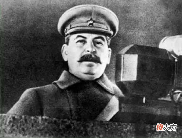 【历史故事】二战传奇：法国人42天就投降，还没苏联一栋大楼坚持的久，为何还能成联合国五常？