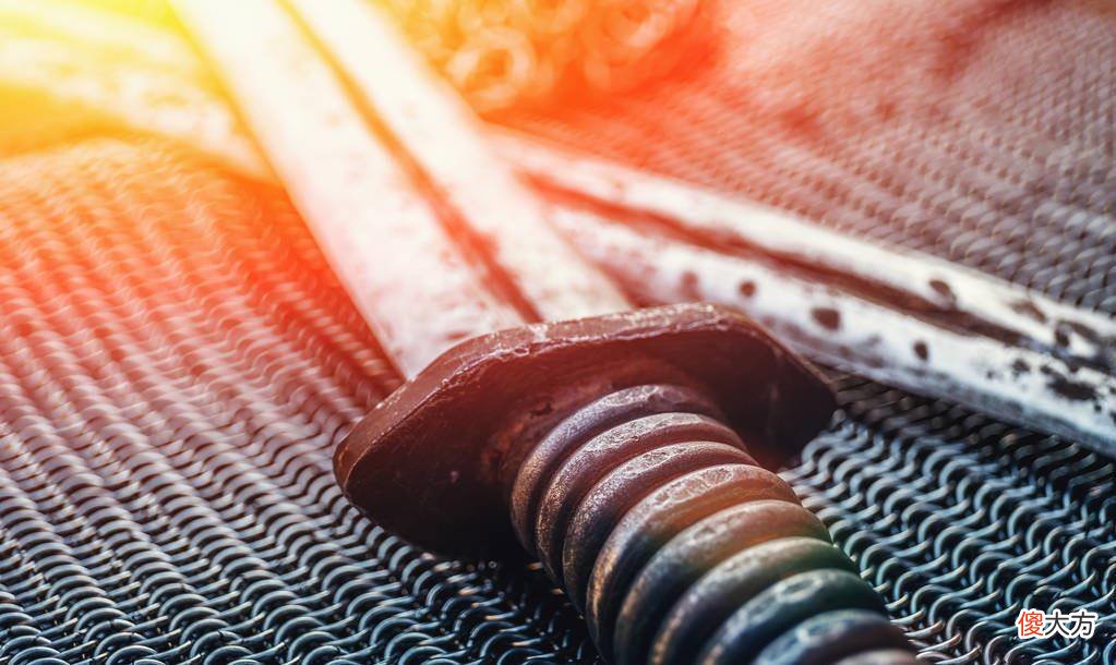 【历史故事】朱允炆为什么一登基就削藩呢
