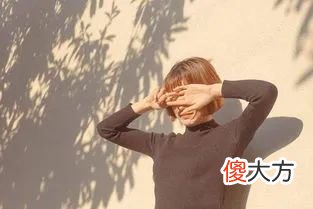 父母经常抱怨自己的孩子，那孩子长大以后生活不顺也会抱怨父母