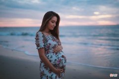 同样是怀孕，为啥有人孕吐不断，有人没反应？和胎宝宝有关系