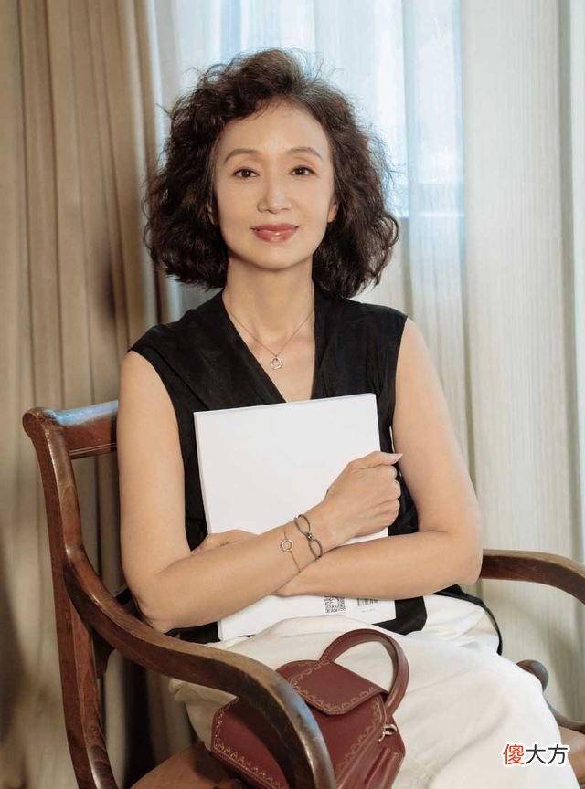【时尚一点】中老年女人，气质是减龄还是显老？看她的发型就知道，差别还挺大