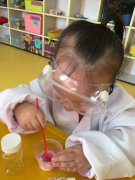 跟着英国百年出版巨头，体验炫酷科学探索，让孩子从此爱上科学