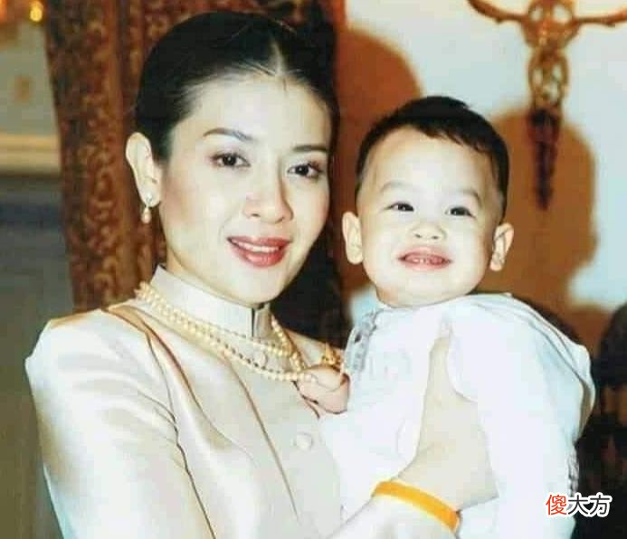 【历史故事】西拉米王妃：前半生逆袭，后半生毁灭，倾世美貌也难逃泰王的辣手