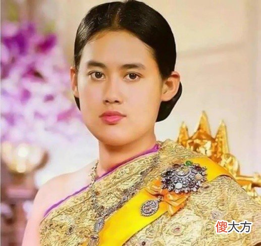【历史故事】西拉米王妃：前半生逆袭，后半生毁灭，倾世美貌也难逃泰王的辣手