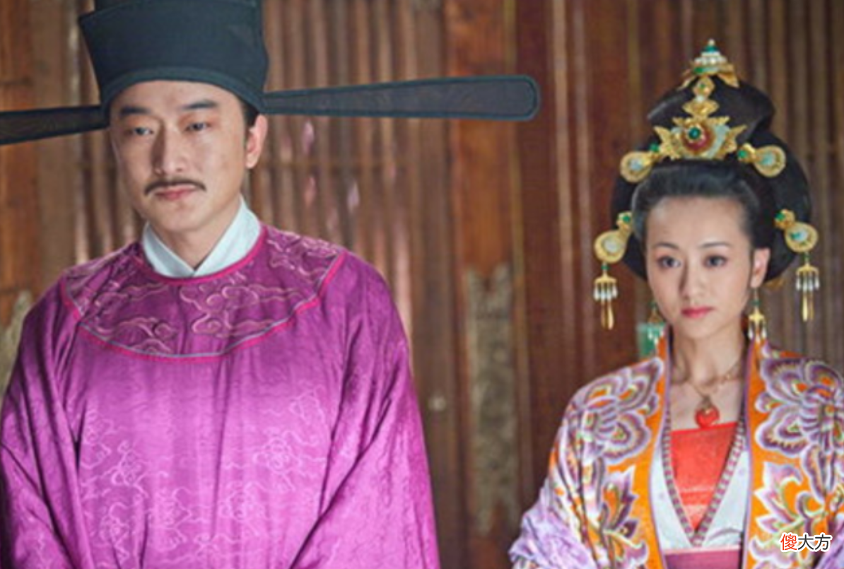 【爱历史】赵匡胤50岁暴死,赵光义怎样对待24岁皇嫂,他的行为让人不齿