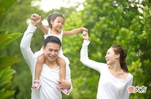 如何能培养出有教养的孩子？四点细节要重视，言传身教很重要