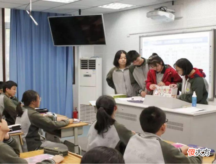 家庭教育对孩子非常重要，家长的生命状态，很容易对孩子造成影响