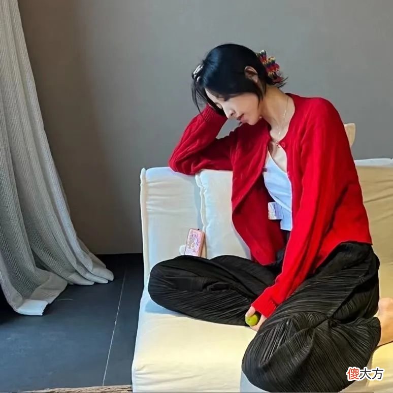 【时尚一点】看虞书欣、刘诗诗,真想一秒入秋!