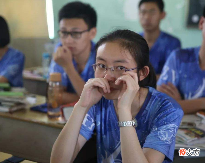 为啥很多老师不想教穷人家孩子？贫富差距真是重点？说出来别不信