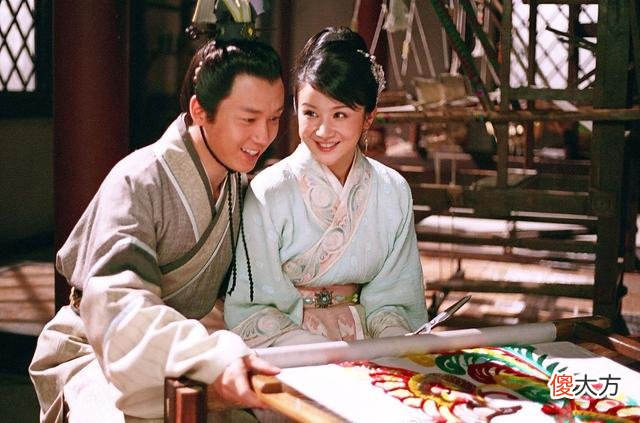 【爱历史】《孔雀东南飞》为何被移出课本？你细品，看看主人公都做了啥