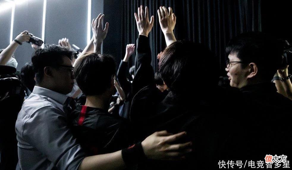 【游戏迷】又是1W经济被翻盘？EDG手握巨大优势却没抓住，TES挺进决赛