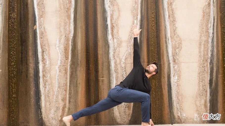 【就爱时尚】它会带火男性“下半身经济”吗?