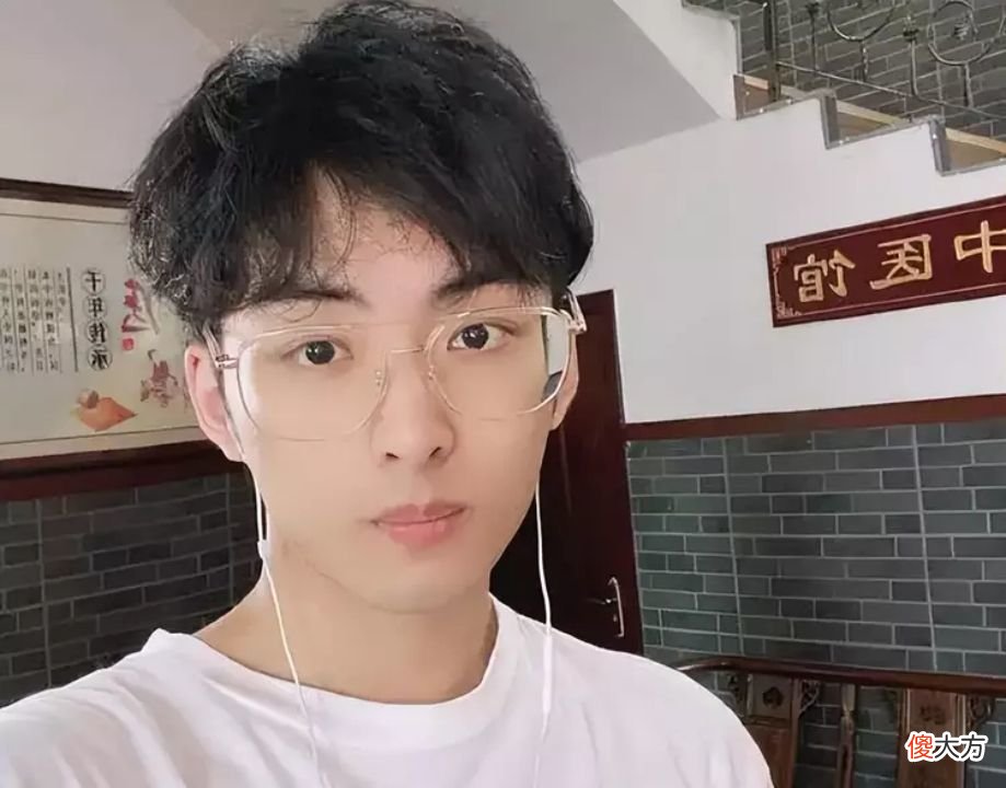 【游戏迷】狼队败者组决赛，赖神和妖刀撞车，赖神担心接下来的妖刀状态