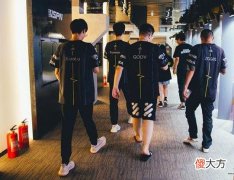 【游戏世界】韦神对4AM有多重要？只因韦神一个战术被发现，战队仅得8分！