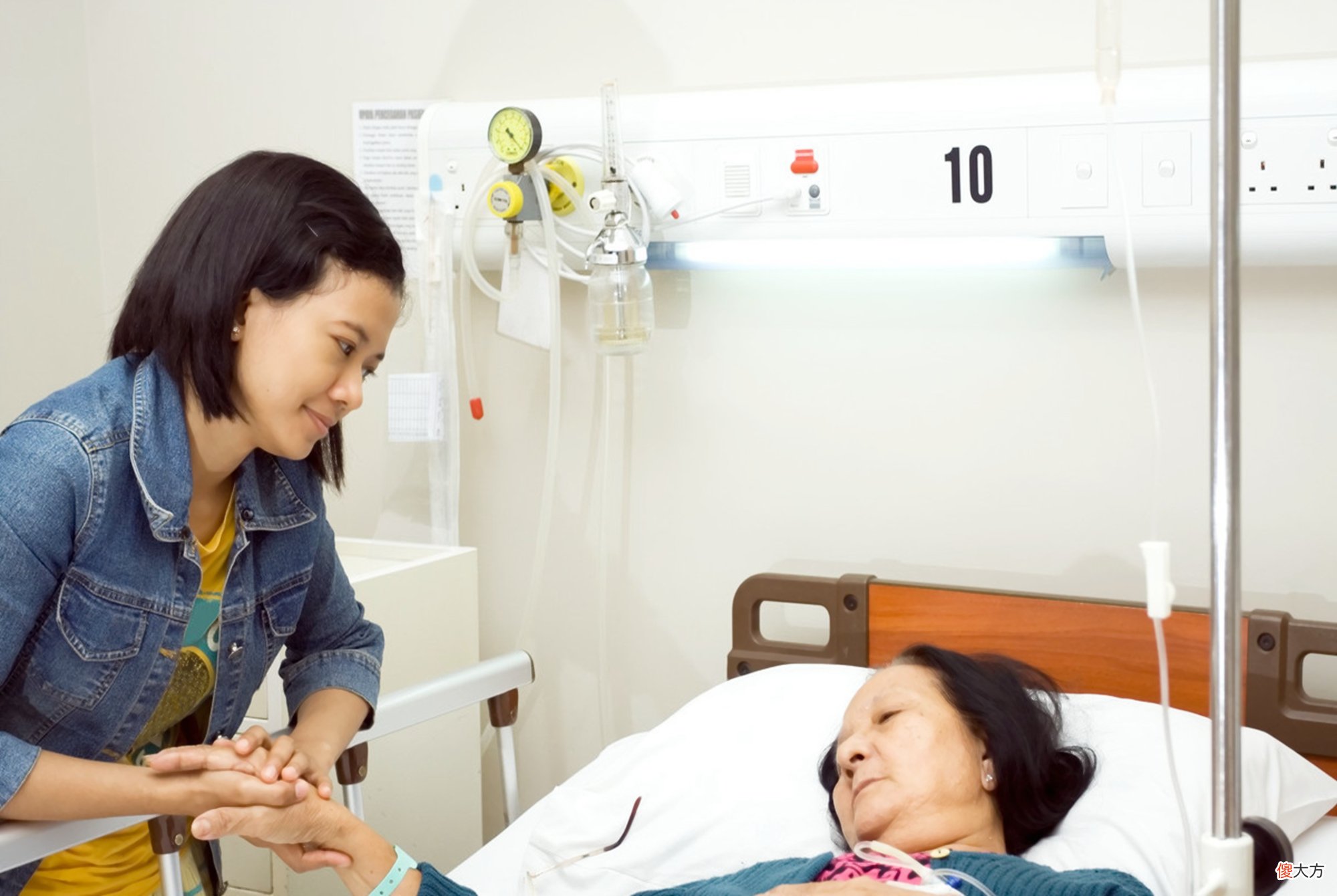 “生病住院后，才知道养儿养女的区别”：别让老人晚年有羁绊