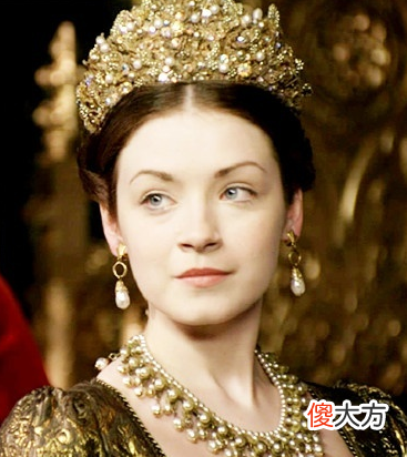 【历史故事】玛丽一世真命苦，3次被悔婚，因为没儿子王位被最讨厌的妹妹继承