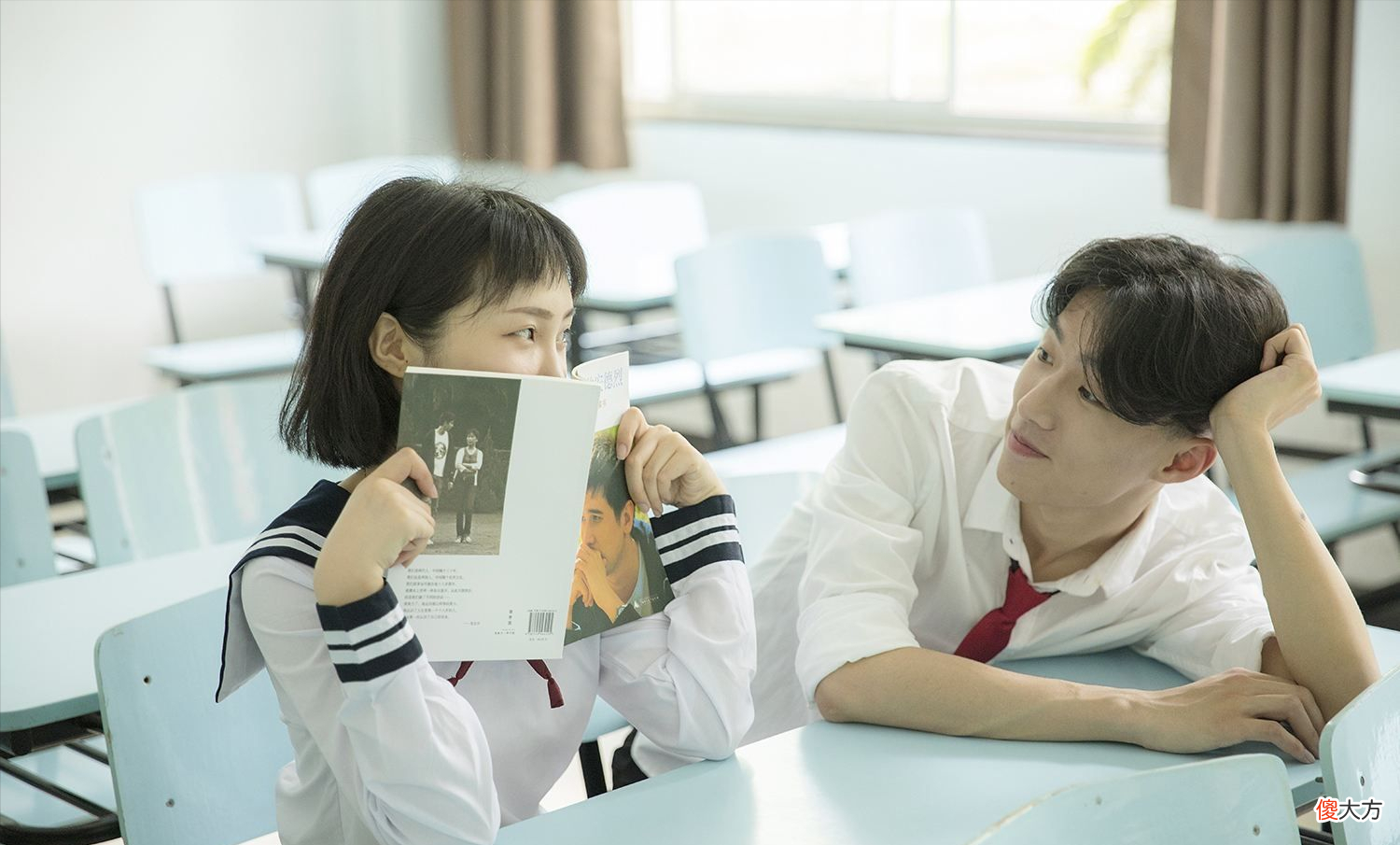 任教十年班主任告诉你：孩子买这三样东西，一定是“早恋”了