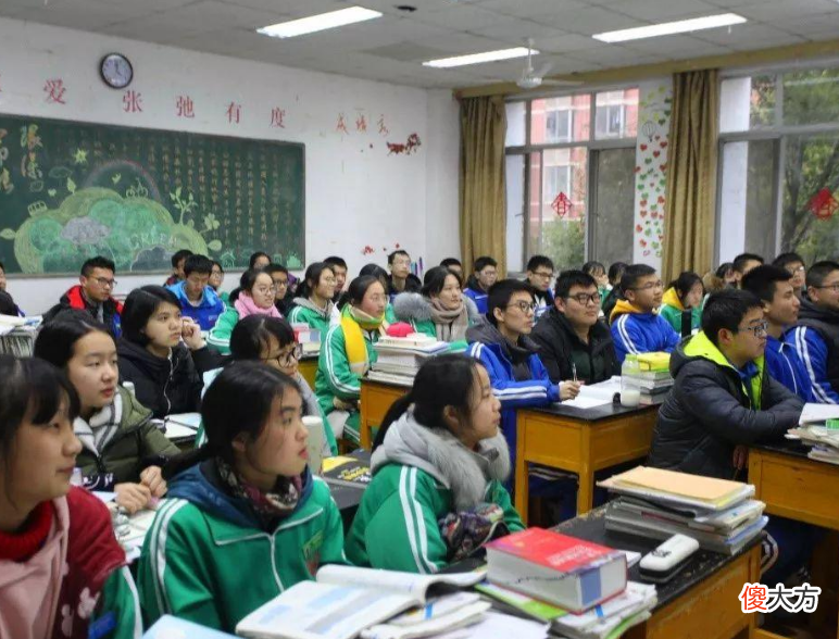 家庭教育需要注意细节，家长的生命状态，很容易影响到孩子