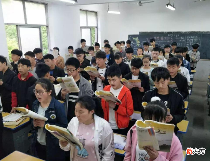家庭教育需要注意细节，家长的生命状态，很容易影响到孩子