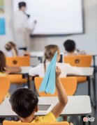 从讨厌的捣蛋鬼，到成为老师喜爱的优秀学生，全因妈妈做对一件事