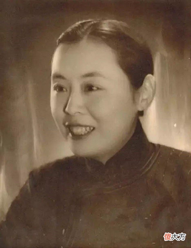 【历史故事】父子同样爱美人，徐志摩多情风流，徐积锴享年百岁，却只爱一人