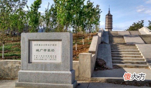 【历史故事】靖难之役的头号功臣姚广孝，辅佐朱棣做了皇帝，最后是什么结局？