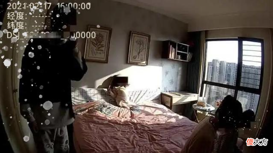 花十几万送孩子去寄宿学校,2.8÷0.7算不出,父亲很崩溃