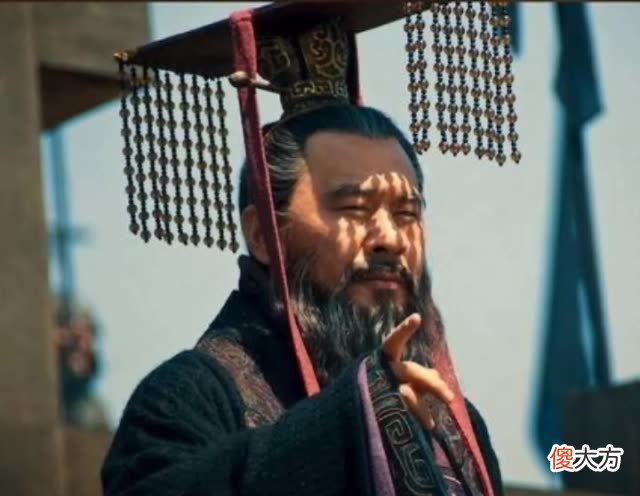 【历史故事】为什么曹操一起兵，曹仁、曹洪、夏侯惇等兄弟都来了，而且都成了当世良将，刘备、孙坚这些人怎么没有兄弟辅