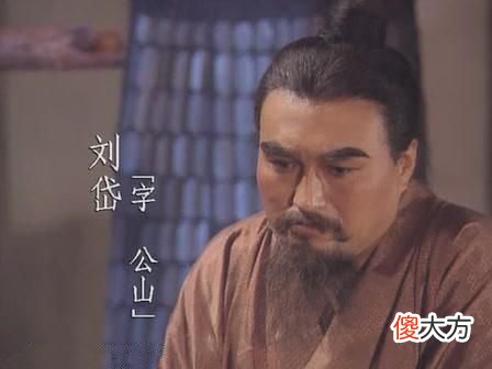 【历史故事】为什么曹操一起兵，曹仁、曹洪、夏侯惇等兄弟都来了，而且都成了当世良将，刘备、孙坚这些人怎么没有兄弟辅