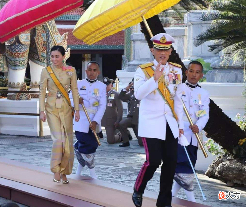 【爱历史】36岁诗妮娜自作聪明，推崇提拉蓬弄巧成拙，争宠优势下降注定出局