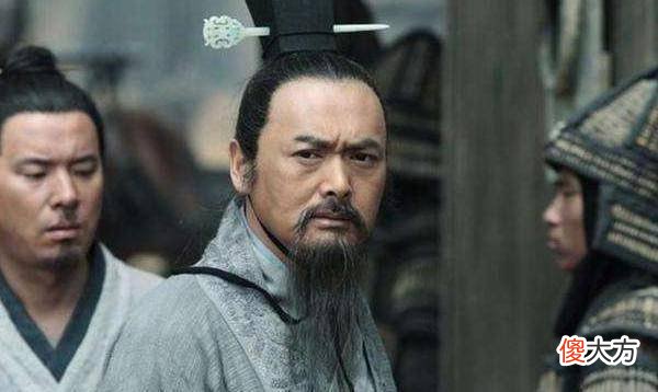 【历史故事】孔子的父亲叫叔梁纥，母亲叫颜徵在，为何孔子却姓孔，他跟着谁姓