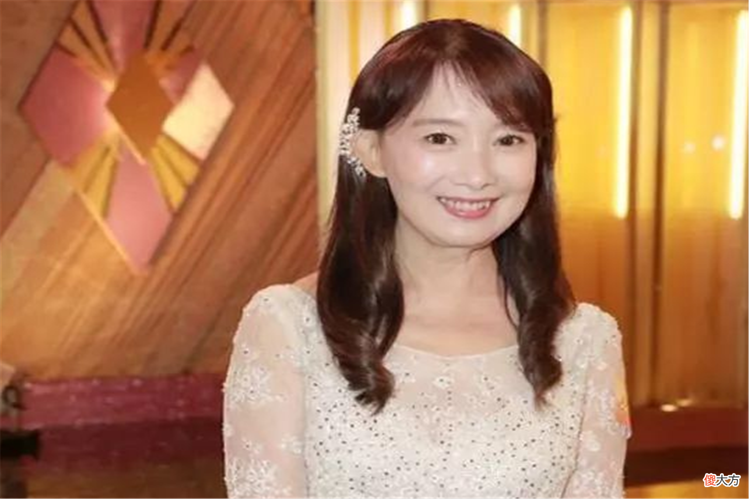 曾和邓丽君齐名的歌星,将3个孩子培养进斯坦福,她是如何做到的
